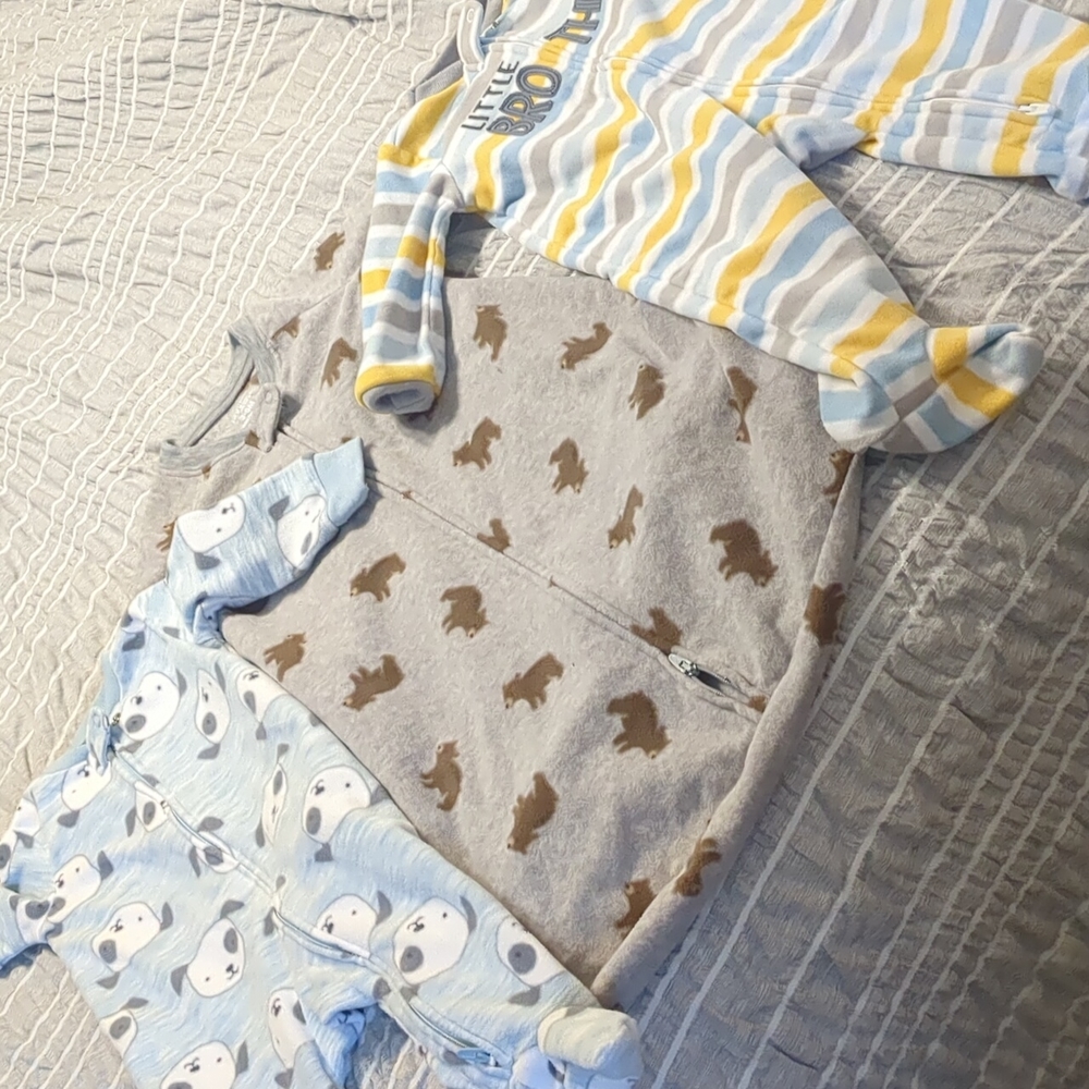 Sleep sack and 2 feet pajamas. All fleece. All simple joys by carters